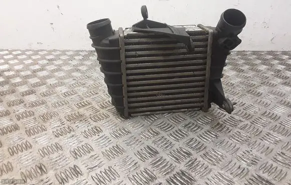 Skoda Fabia Mk1 (6Y) Intercooler radiator 6Q0145804A