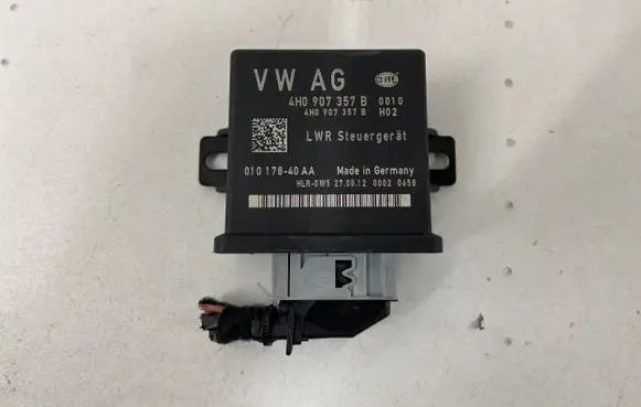 Audi A6 S6 C7 4G Light module LCM 4H0907357B 01017840AA