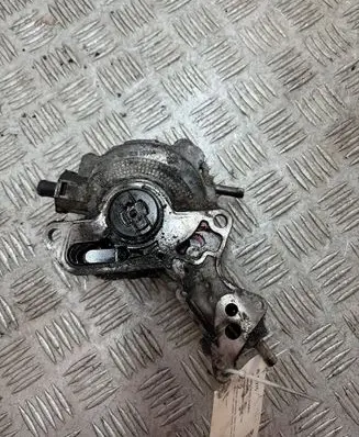 Skoda Fabia Mk2 (5J) Fuel injection high pressure pump 038145209N