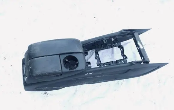 Audi Q7 4L Armrest 4l1863244c
