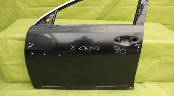 KIA Xceed Front door 000259
