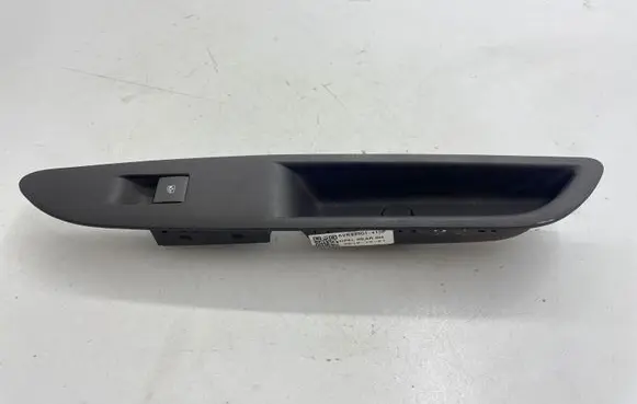 Opel Mokka Electric window control switch AVK22301413P 2012122 20121221