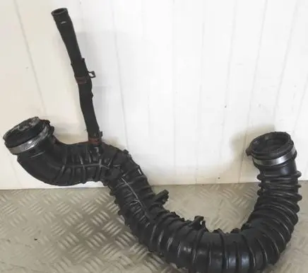 Renault Trafic II (X83) Intercooler hose/pipe 8200607746 93858731
