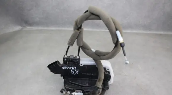 Nissan Murano Z51 Rear door lock