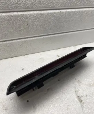 Volkswagen PASSAT B5 Third/center stoplight 3B5945121