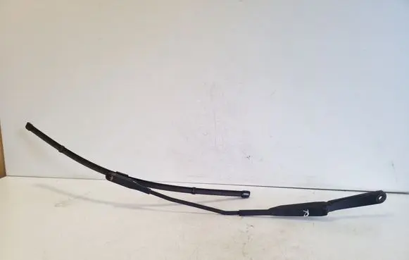 Iveco Daily 6th gen Front wiper blade arm 80005697