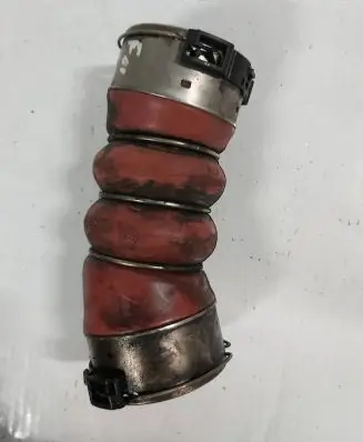 BMW 7 F01 F02 F03 F04 Intercooler hose/pipe 7805401