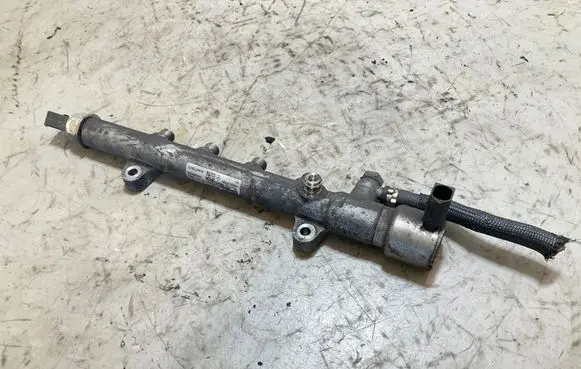 Mercedes-Benz Sprinter W906 Fuel main line pipe A6510700495 R9144Z240A