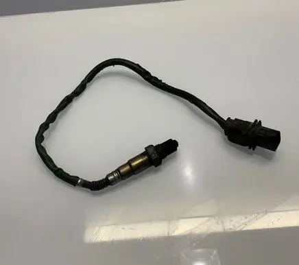 Mercedes-Benz E W212 Lambda probe sensor A0035427018 0035427018