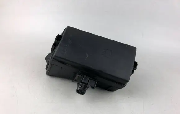 Volkswagen Tiguan Fuse box set 5Q0907361G 5Q0937132A