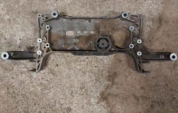 Volkswagen PASSAT B6 Front subframe 3C0199369F