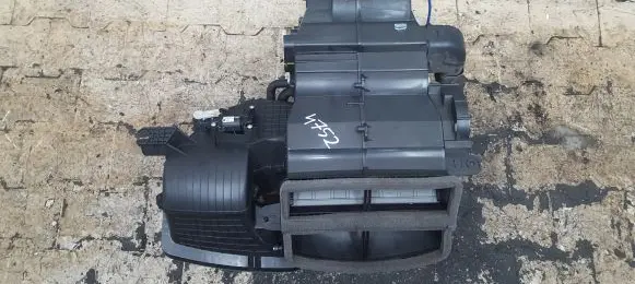 Ford Fiesta Interior heater climate box assembly 