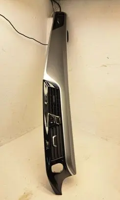 BMW M5 F90 Panel trim 201585