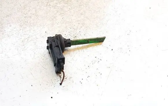 Volkswagen Golf V Interior temperature sensor 4b0820539 0906051850