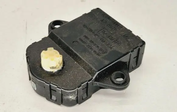 Lexus RX 330 - 350 - 400H Xenon control unit/module 3700011879