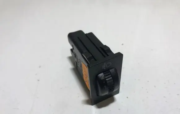 Toyota Corolla Verso AR10 Headlight level height control switch 8415202021 84152-02021