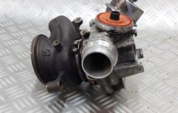 Volvo XC40 Turbo 32257071AA