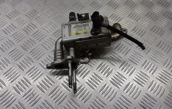 Toyota Auris 150 EGR valve cooler bracket 25601-33060-B
