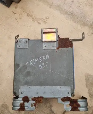 Nissan Primera Engine control unit/module 2371070J81 80114F 1592