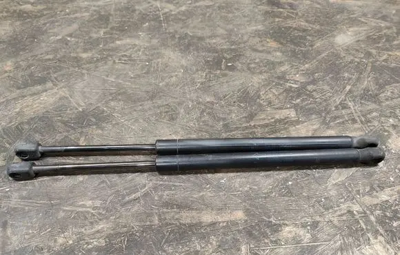Jaguar XJ X350 Tailgate/trunk strut/damper 2W93F406A10AD