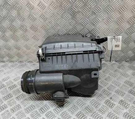 Toyota Land Cruiser (BJ70) Air filter box 1770111630 1770511630