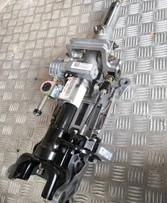 Steering wheel axle set