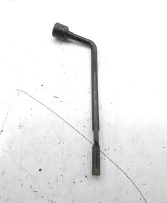 KIA Sportage Wheel nut wrench 