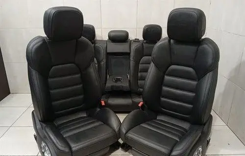 Porsche Macan (95B) Third row seat belt