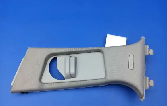 Mercedes-Benz C W204 (B) pillar trim (top) A2046902326 A2048600130