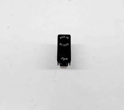 BMW 3 F30 F35 F31 AUX in-socket connector 9229246
