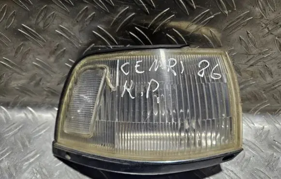 Toyota Camry Front indicator light 7R016341 3241