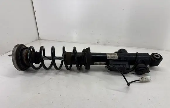BMW 6 F06 Gran coupe Rear shock absorber with coil spring 37126857697 6857697 10541310