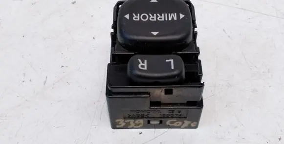 Toyota Corolla E120 E130 Wing mirror switch 183574