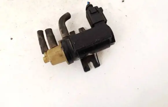 Skoda Fabia Mk2 (5J) Turbo solenoid valve 1k0906627a