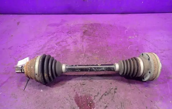 Skoda Octavia Mk2 (1Z) Front driveshaft 