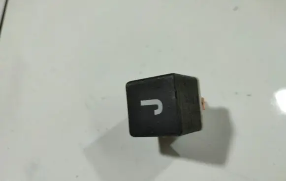 Volvo S70 V70 V70 XC Other relay 00351073 003510-73