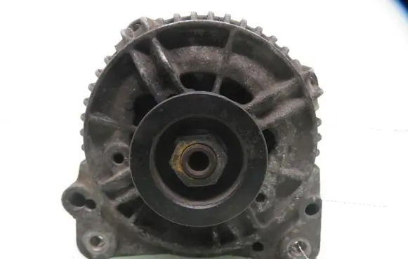 Chrysler Voyager Generator/alternator 0123510106 38522294F