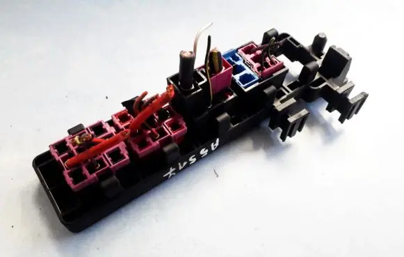 Skoda Octavia Mk2 (1Z) Fuse box set 1K1937503