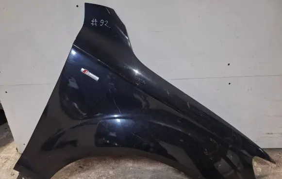 Audi Q7 4L Fender