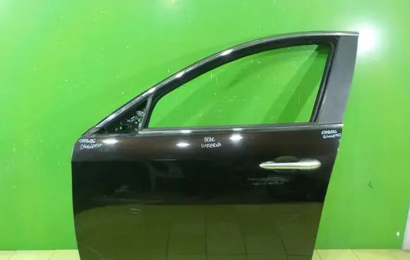 Alfa Romeo Giulietta Front door PRZOD LEWE