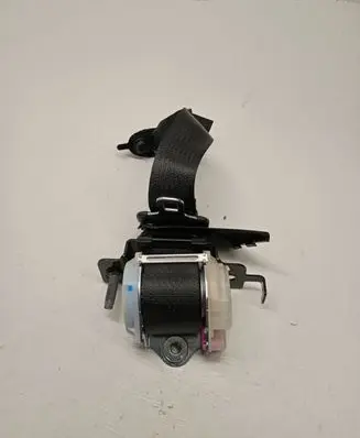 Ford Mustang VI Rear seatbelt 63611B69