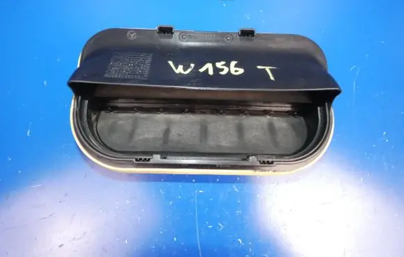 Mercedes-Benz GLA W156 X156 Quarter panel pressure vent A1698300342