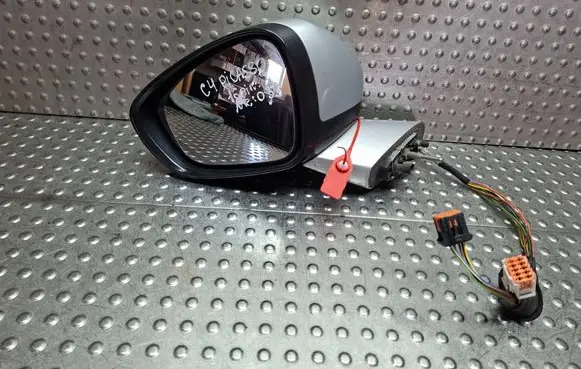 Citroen C4 II Picasso Front door electric wing mirror S27624039