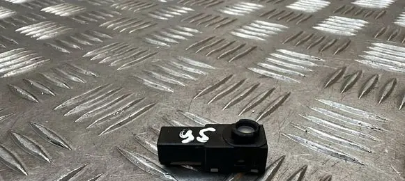Lexus UX Sensor
