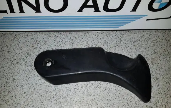 BMW 5 E39 Engine bonnet (hood) release handle 8226621