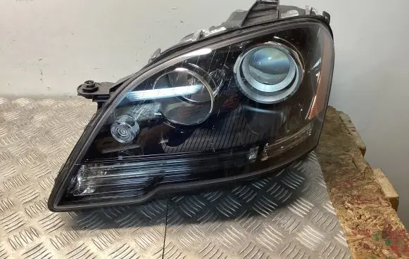 Mercedes-Benz ML W164 Headlight/headlamp A1648202959