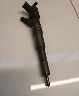Land Rover Range Rover L322 Fuel injector 0445110047