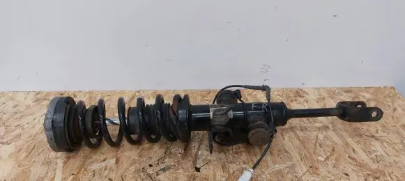 BMW 6 F12 F13 Front shock absorber with coil spring 6796178 6850962