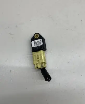 Lexus IS 220D-250-350 Airbag deployment crash/impact sensor 898310W040