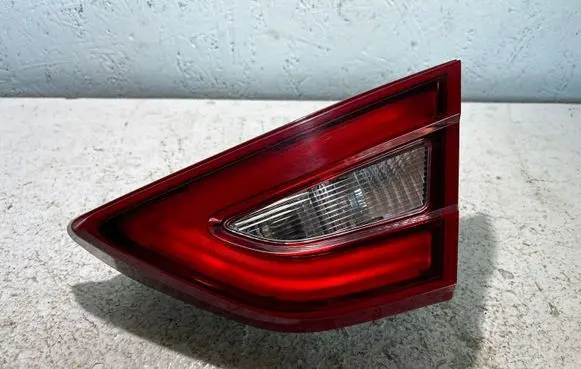 Nissan Maxima A35 Tailgate rear/tail lights 0120580200105042